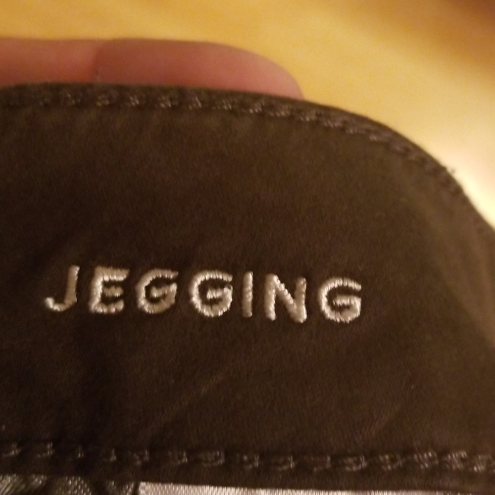 Pants - Picture 5 of 5
